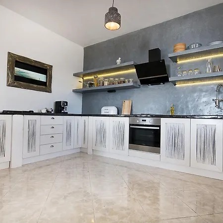 Krios Luxury Krotiri